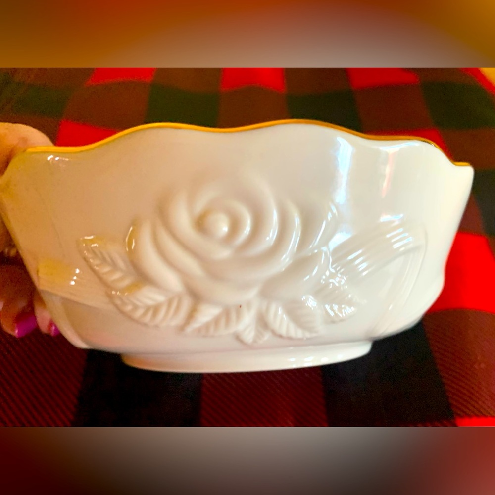 Ivory Lenox 5.5 Rose Blossom Bowl